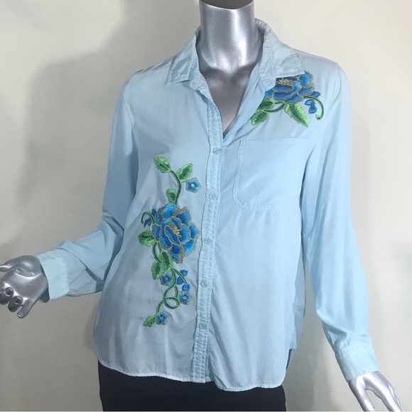 Velvet Heart Women’s Medium Blue Button Front Tunic Top Roll Tab Sleeves - Picture 5 of 16